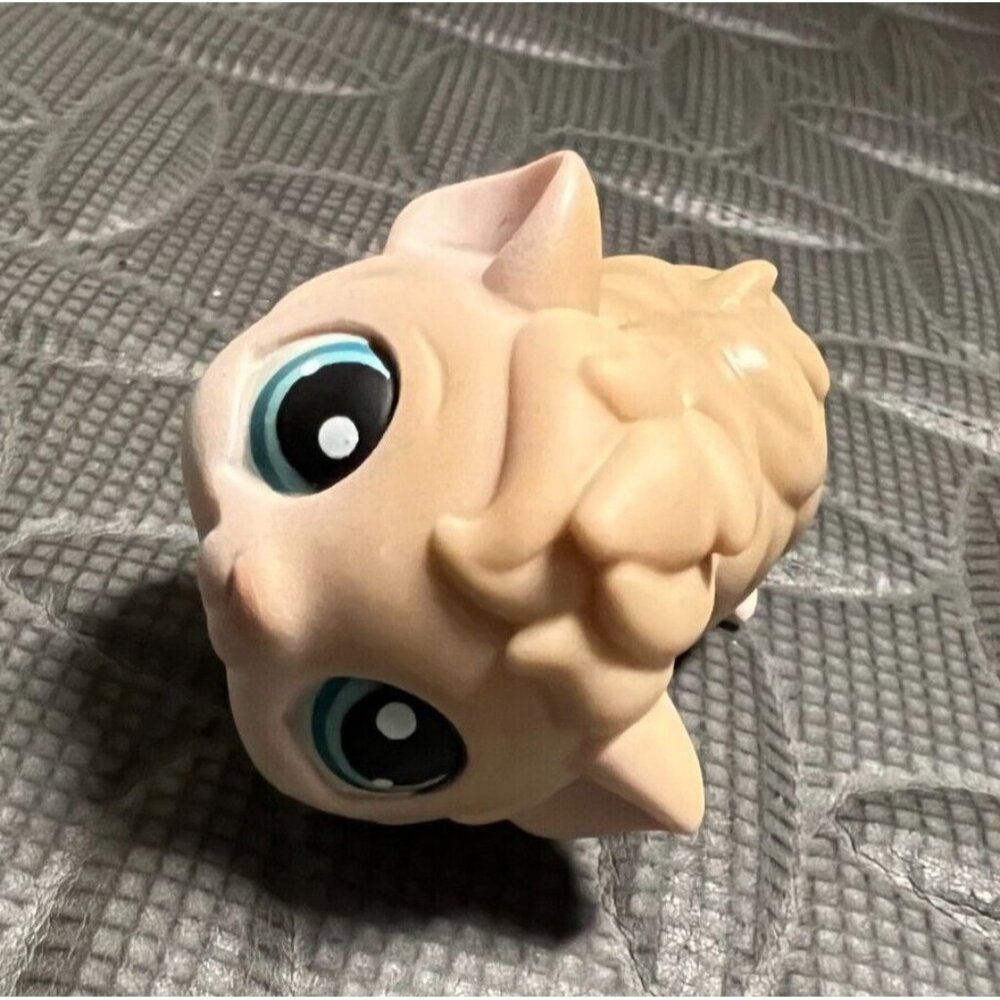 Littlest Pet Shop LPS 157 Guinea Pig Hamster #157 Tan Cake Topper Cupcake Figure